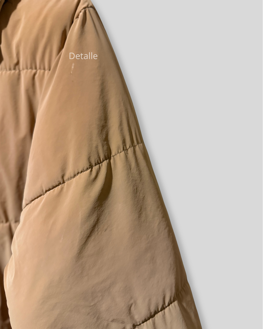 Parka larga puffer Zara — Camel/beige con capucha