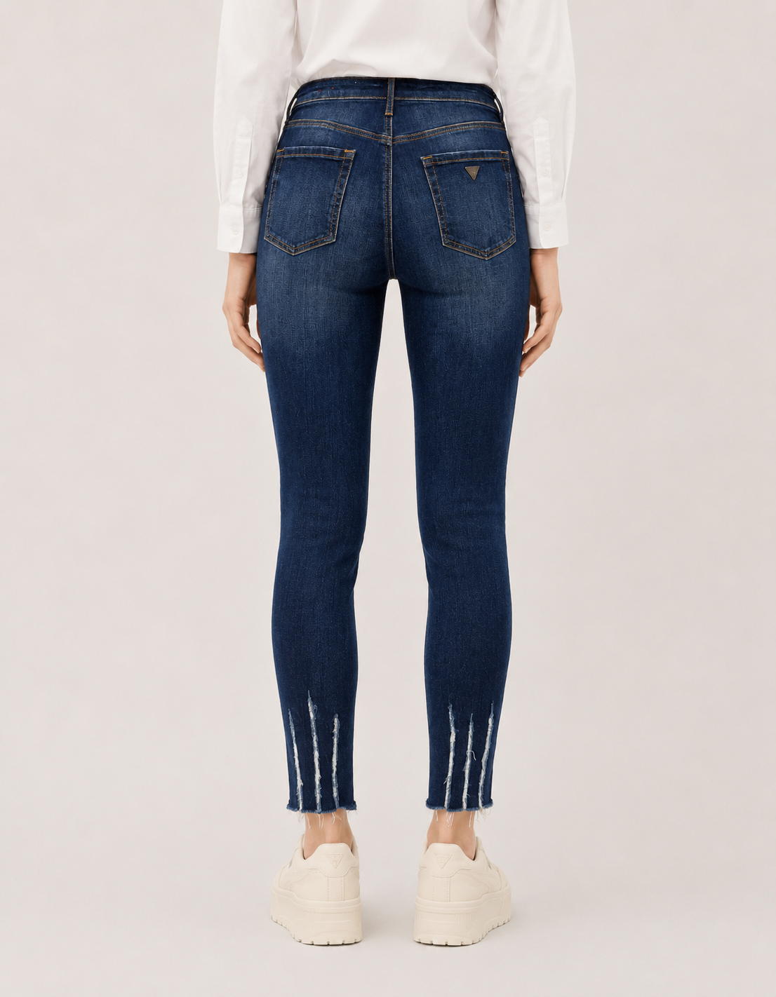 Jeans Guess Skinny Tiro Alto Desgastados | Talla indicada 38 - 40  Elasticados