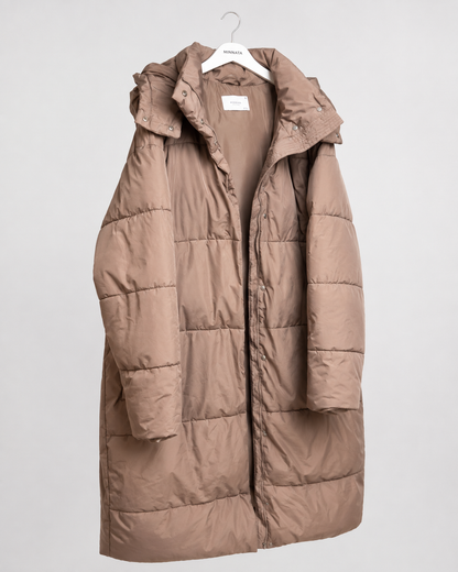 Parka larga puffer RESERVED Eco Aware |  Con capucha | Talla 40 EUR / 12 UK|