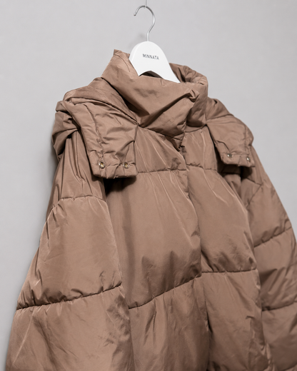 Parka larga puffer RESERVED Eco Aware |  Con capucha | Talla 40 EUR / 12 UK|
