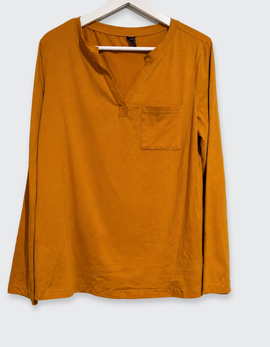 Blusa Manga Larga Cuello Mao | Color Mostaza | Talla indicada S