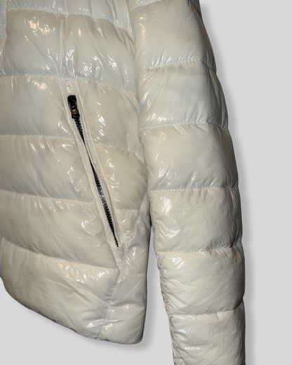 Parka puffer MICHAEL KORS | Blanco perlado brillante con capucha sustentable